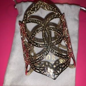 Kendra Scott gold bracelet cuff